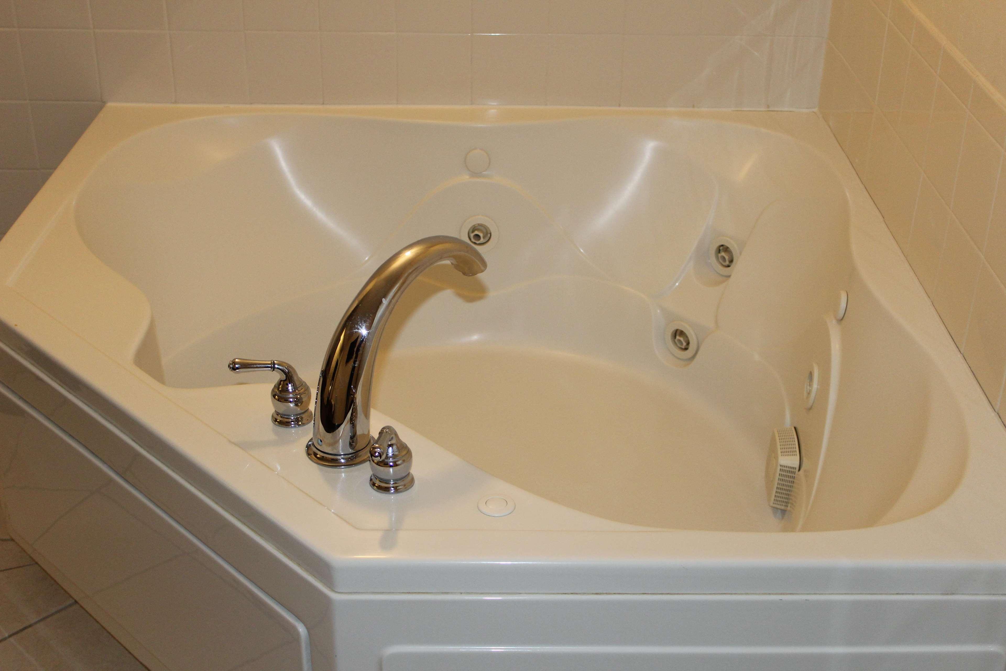 Best Western Plus Yadkin Valley Inn & Suites Jonesville Dış mekan fotoğraf