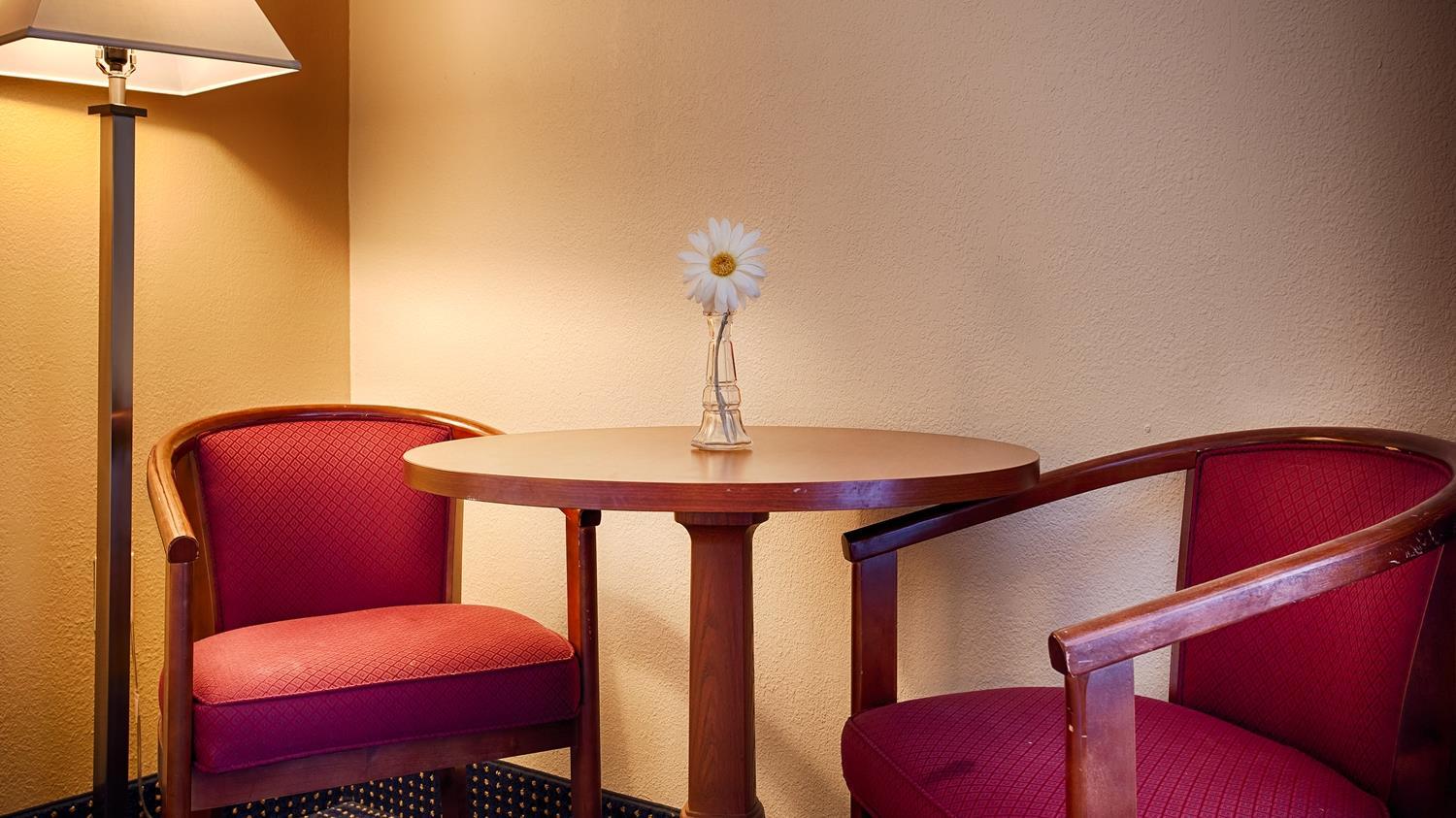 Best Western Plus Yadkin Valley Inn & Suites Jonesville Dış mekan fotoğraf
